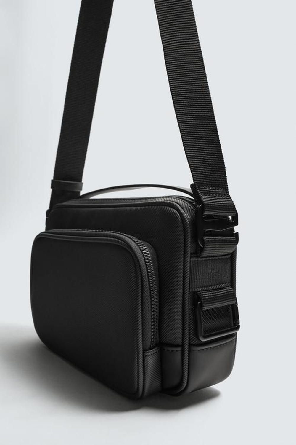 ZARA СУМКА С ПЛЕЧЕВЫМ РЕМНЕМ И ТЕКСТУРОЙ, ЧЕРНЫЙ