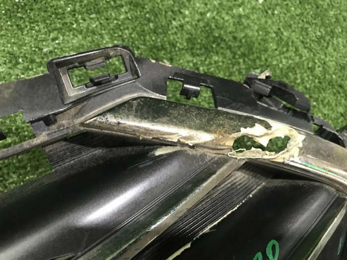 Решетка радиатора Hyundai Elantra 6 AD (2015-2019)