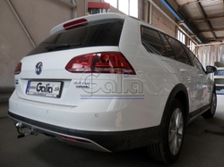Фаркоп оцинкованный Galia V073A для Volkswagen Golf VII универсал 2WD/4WD 2013-(паспорт и сертификат в комплекте)(без электрики)