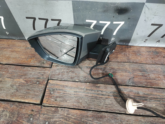 Зеркало левое 6 pin Skoda Karoq 17-нв Б/У Оригинал 57R857501F