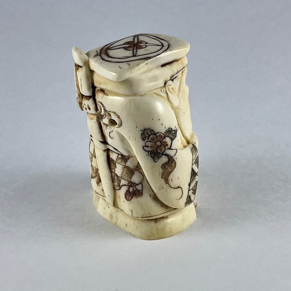 Статуэтка нэцкэ Дзюродзин с мечом