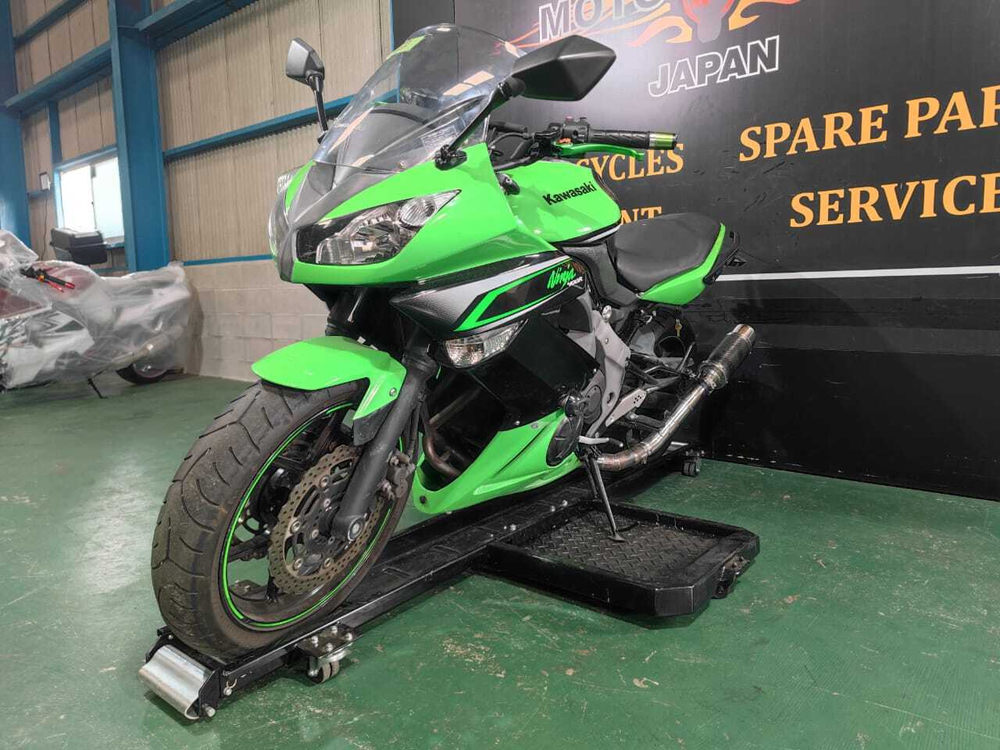 Kawasaki Ninja 400R 2013
