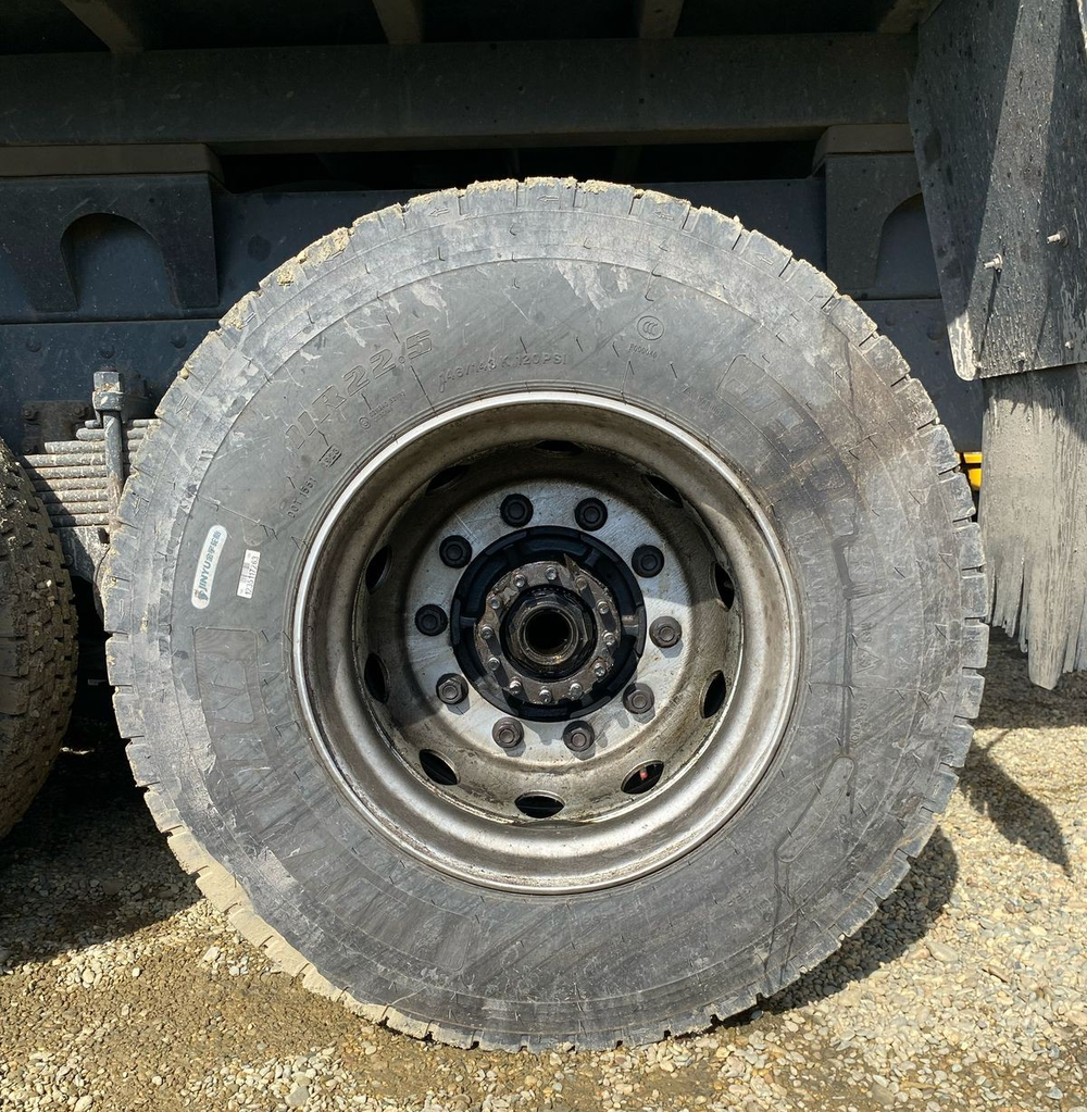 Планета 5529* на шасси КамАЗ 65115 6x4 Зерновоз 552919 (Дизельный, 11,8 л, 300 л.с., МТ)