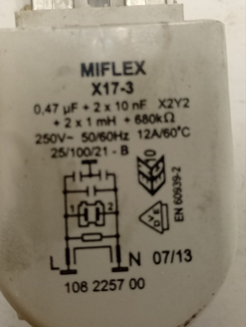 ZWQ5105 кт13 Сетевой фильтр для стиральной машины Electrolux Zanussi AEG 1463511004 б/у