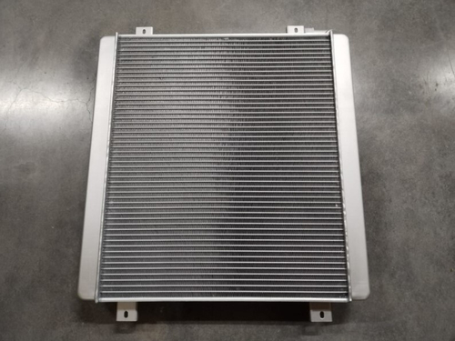 Радиатор основ. алюм. /Г-3302 Бизнес дв. Cummins/ без интеркулера (AKL)