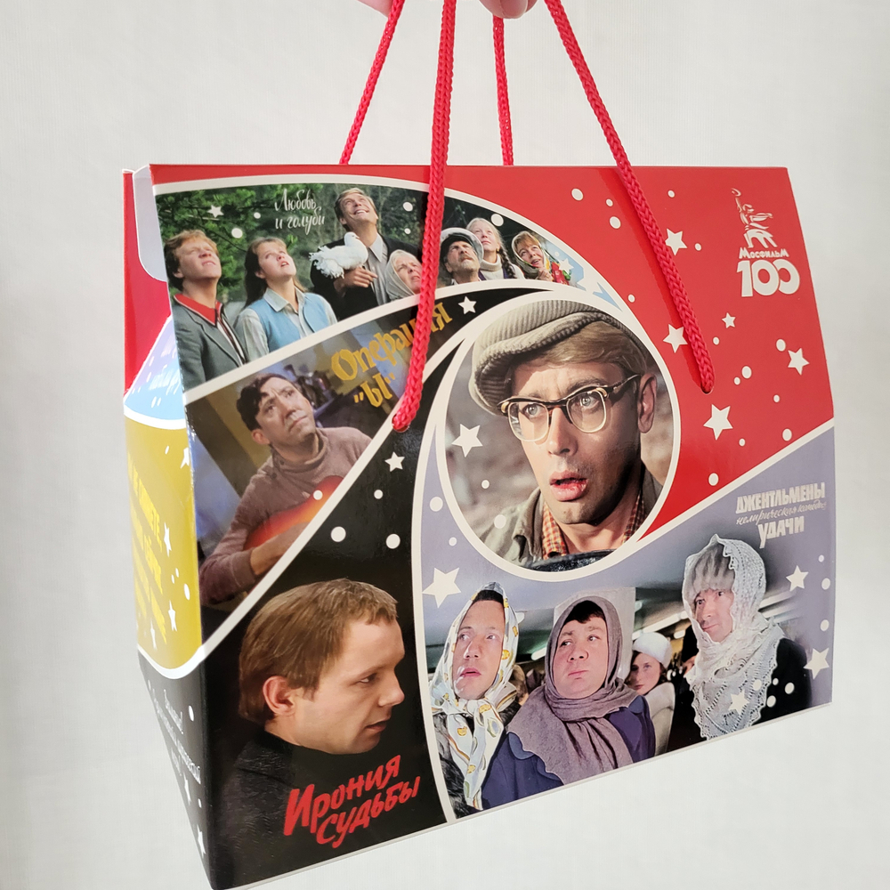 Коробка подарочная М.ФИЛЬМ, 20*12*17 см