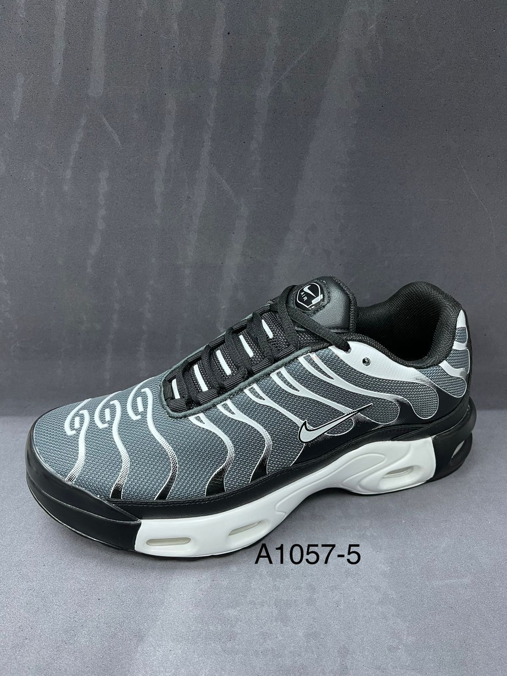 Кроссовки по 8 пар (41-46)р. / A1057/5