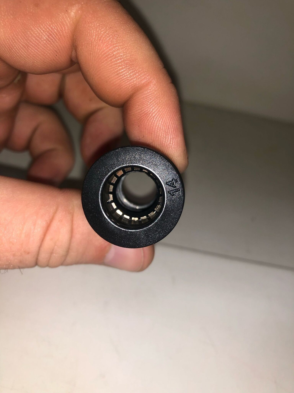 Фитинг трубок прямой пластиковый 14мм 1штука ( пневмофитинг )