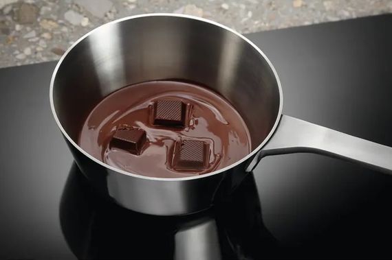 Варочная панель Electrolux EIS62443