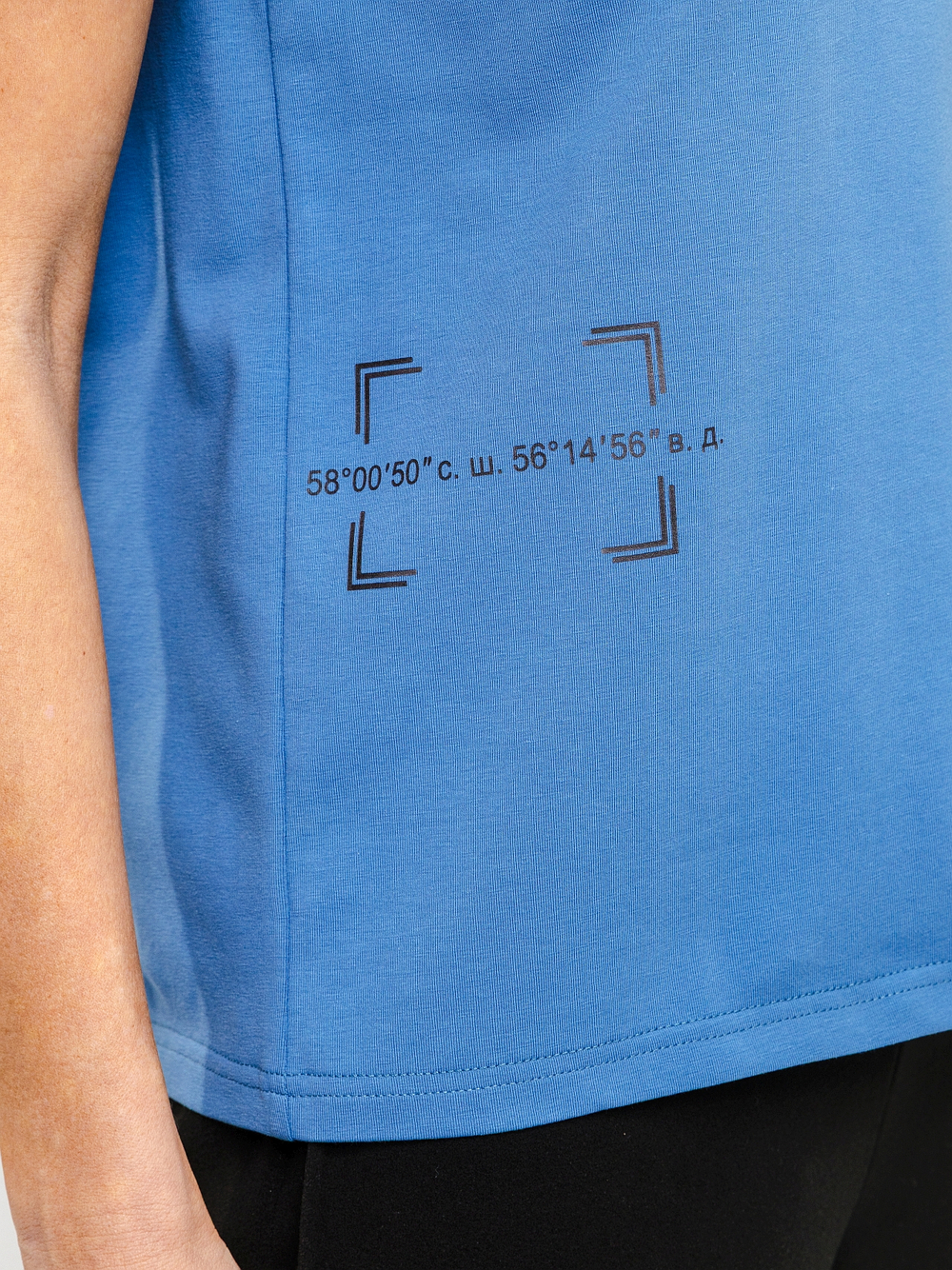 Футболка "НОХО" женская, цвет "Полуночная синева"