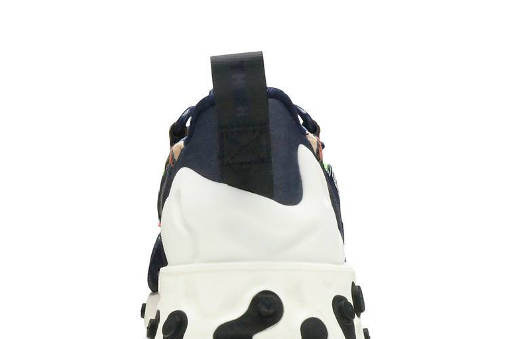 Кроссовки Nike React Sertu