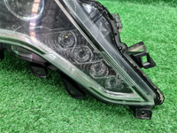 Битая Фара правая Toyota LC Prado 150 (13-17) LED