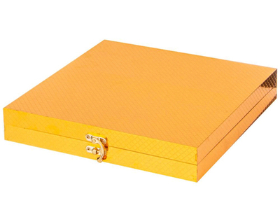 Набор столовых приборов 18 предметов в деревянном кейсе Agness 942-011