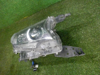 Битая Фара правая Toyota Land Cruiser Prado 150 (2017-н.в.) LED