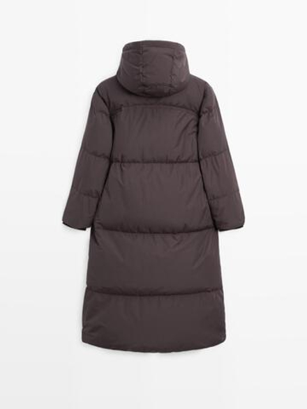 Massimo Dutti Удлиненный непромокаемый пуховик с капюшоном, коричневый