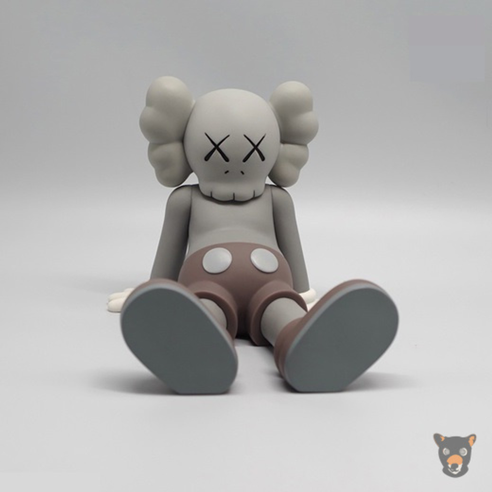 Игрушка "Kaws"