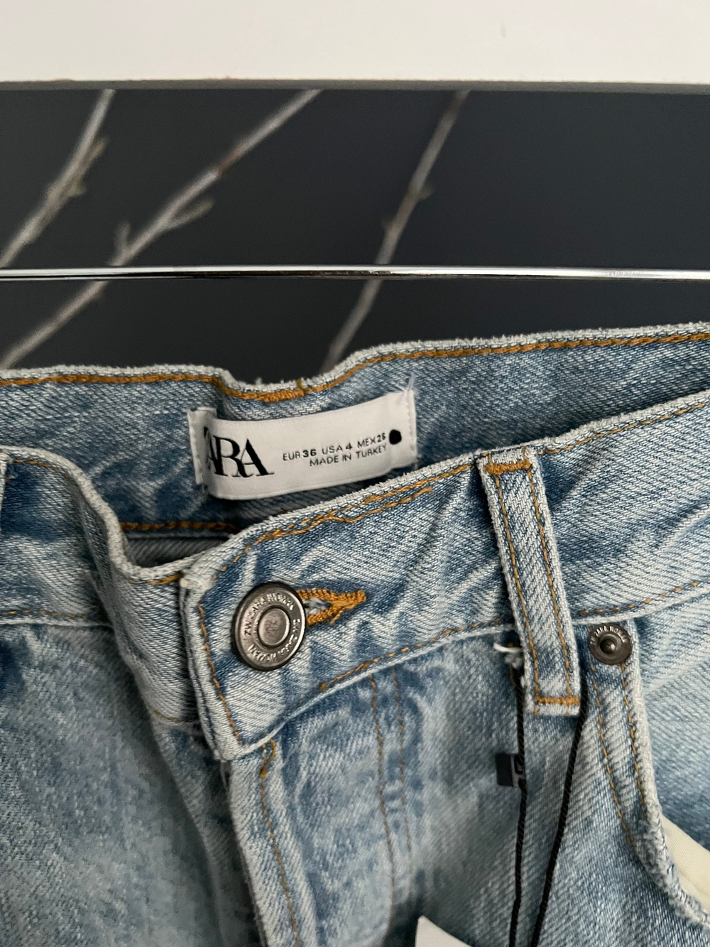 Новые джинсы Zara, m