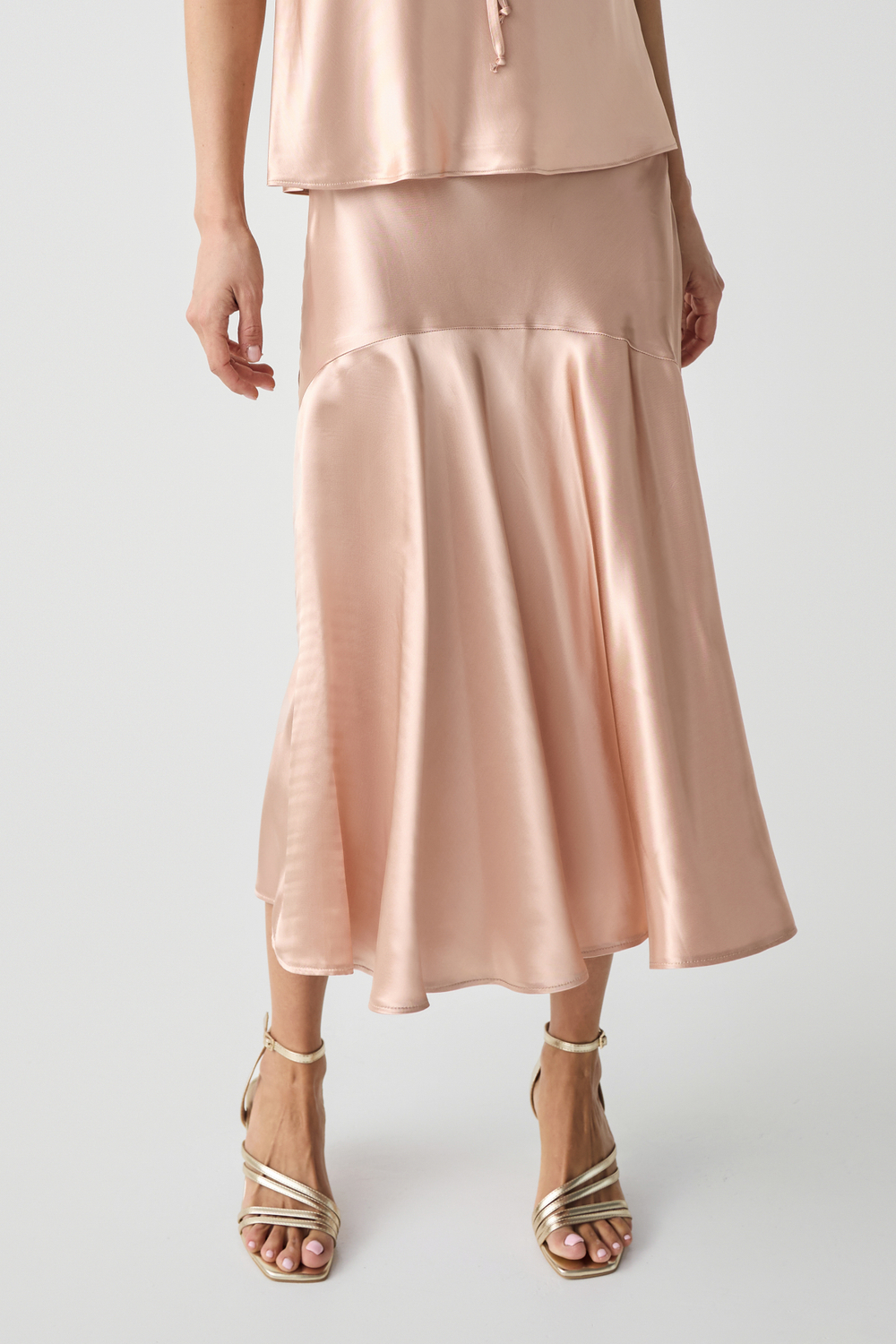 Комплект: топ и юбка из итальянской вискозы