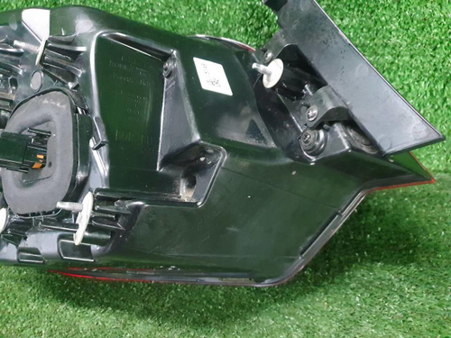 Фонарь правый внешний Kia K9 (2021-н.в.)