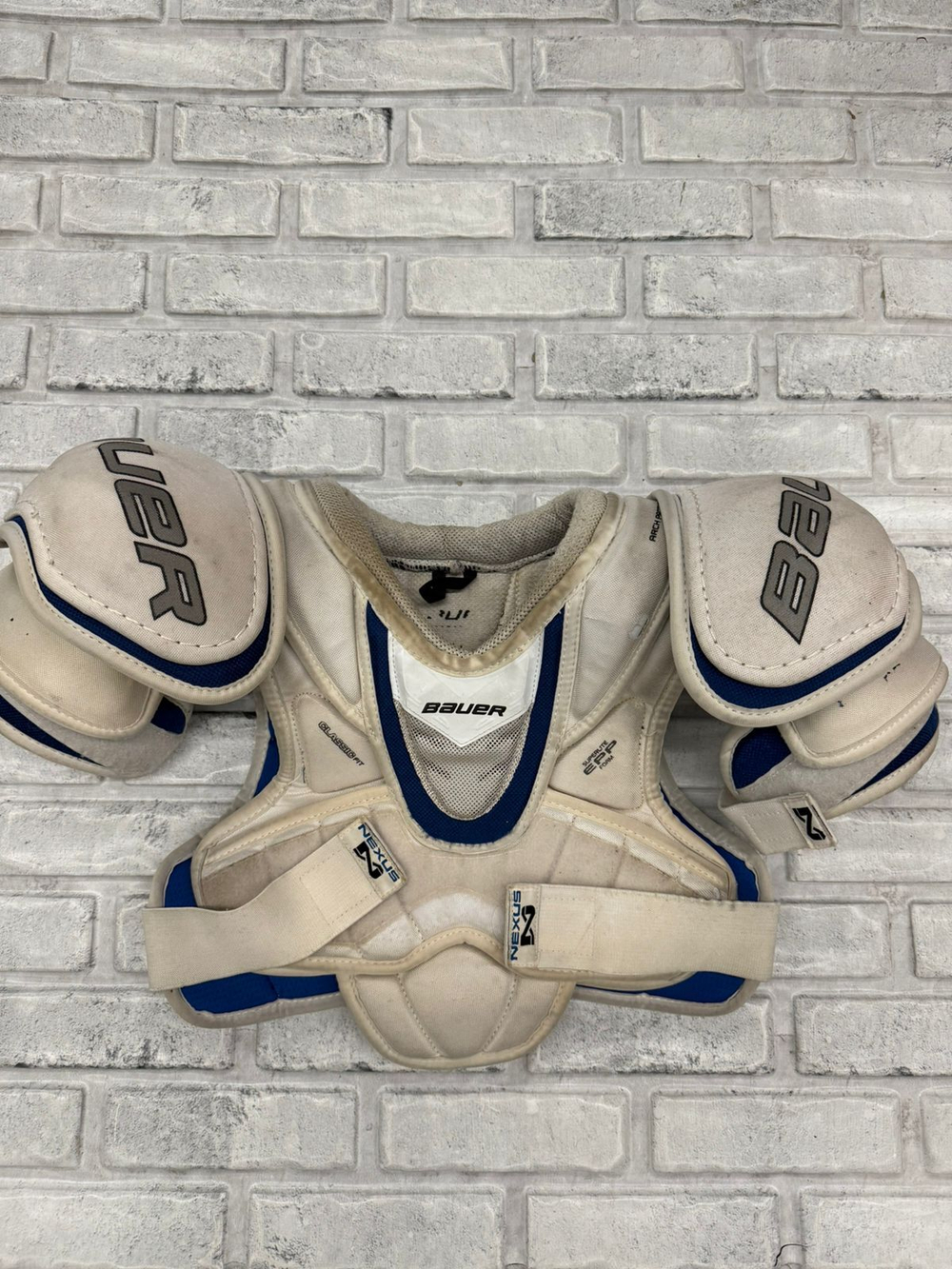 Bauer nexus 8000 JR L
