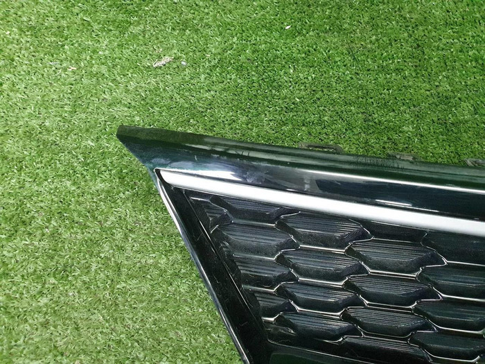 Решетка радиатора Kia Rio 4 X (2020-н.в.)