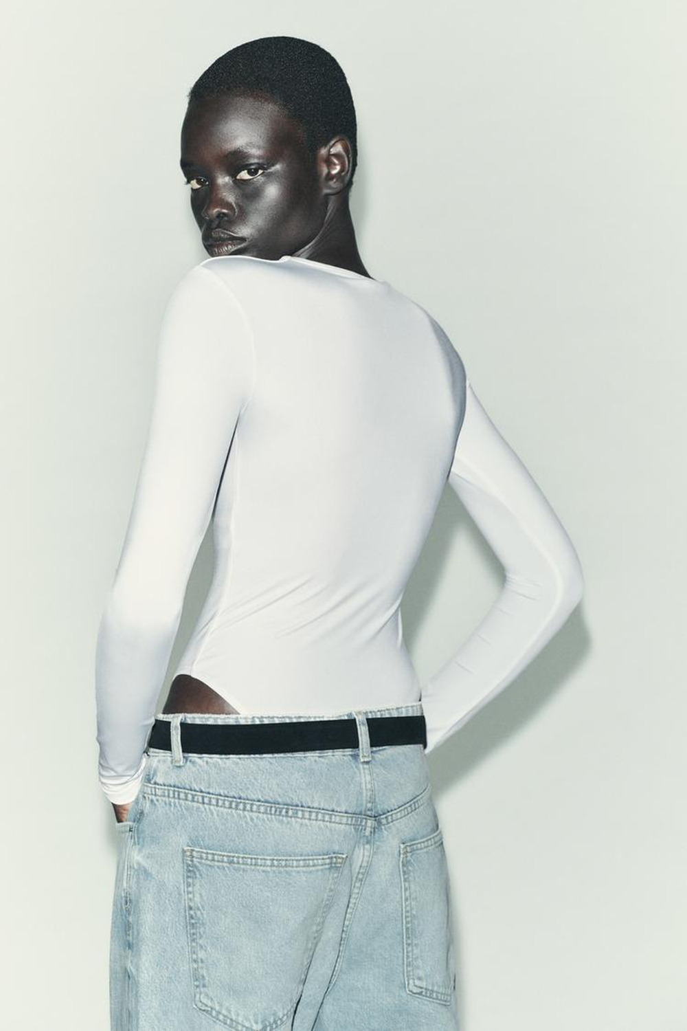 ZARA БАЗОВОЕ БОДИ ИЗ ПОЛИАМИДА, БЕЛЫЙ