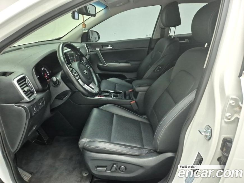 Kia Sportage The Bold Бензин 2.0 2WD (04.2021)