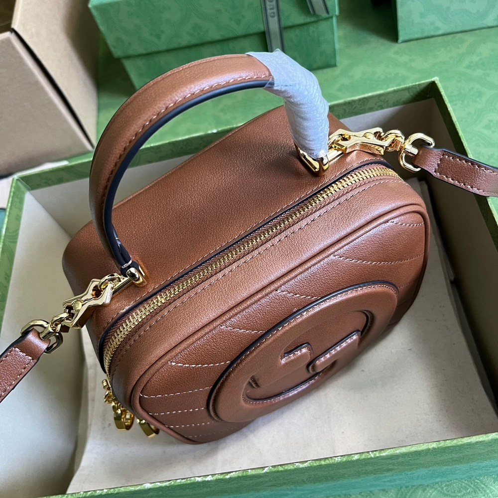 Gucci Blondie Top Handle Bag 17 cm