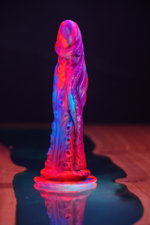 Фантазийный фаллоимитатор Mr. Alien, сине-красный - 25 см