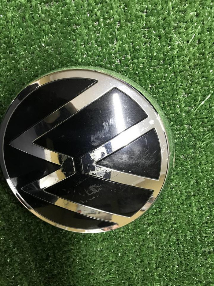 Эмблема решетки радиатора VW Polo 6 (2020-2022)