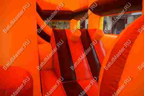 Коммерческий надувной батут "Сказочный комплекс" с крышей, желто-красный 12*8*4,8 м