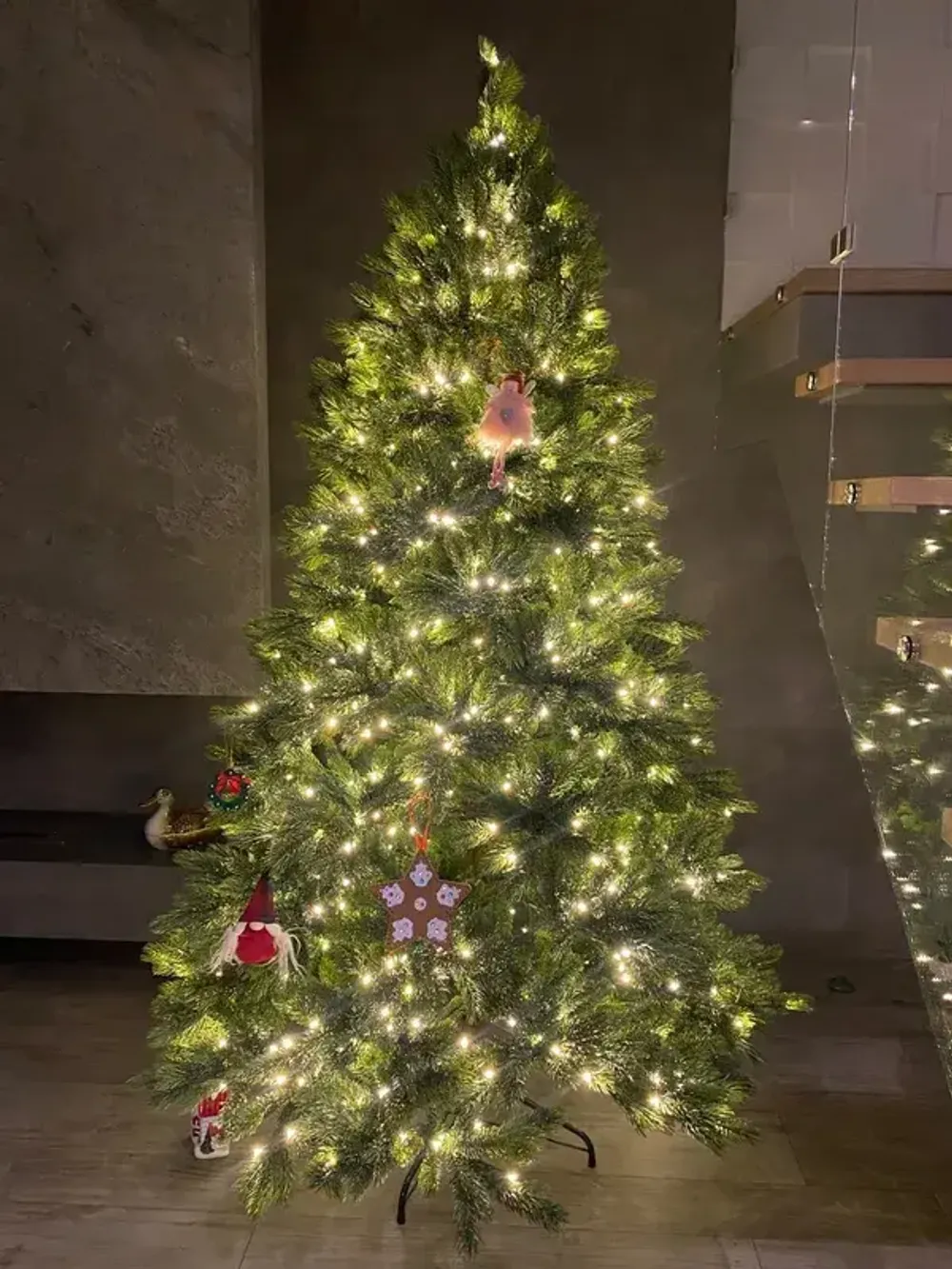 Елка с гирляндой встроенной «La Manche» Ла Манш (Литая хвоя) 180 см / 1,8 м