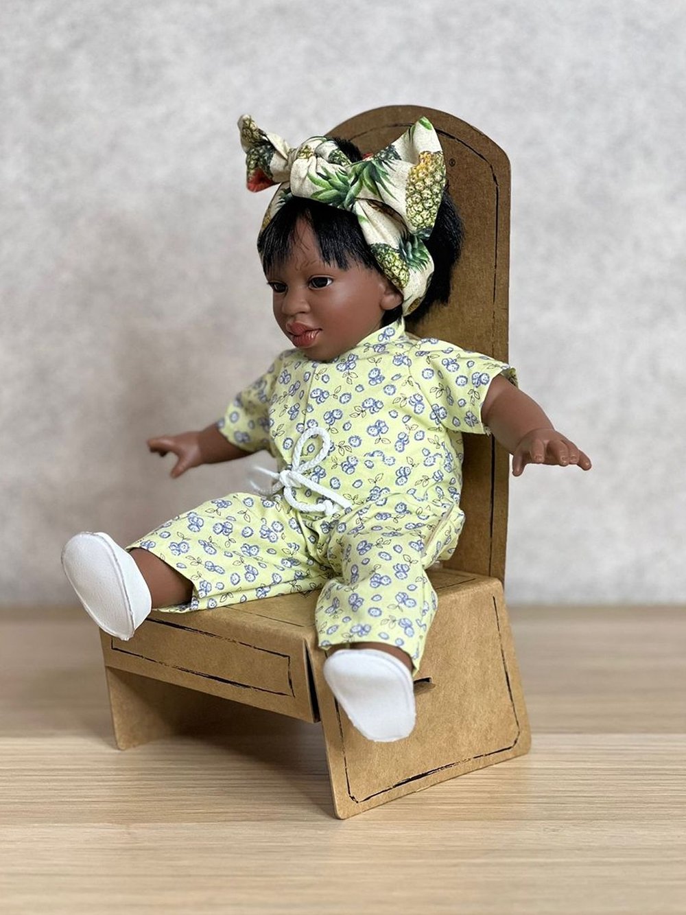 Кукла LAMAGIK мягконабивная  28см Gestito (10007)