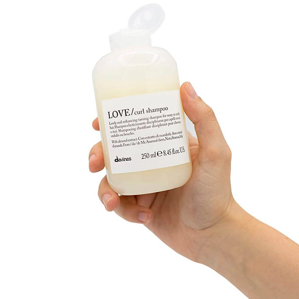 Шампунь для волос разглаживающий Davines LOVE Shampoo 250 мл