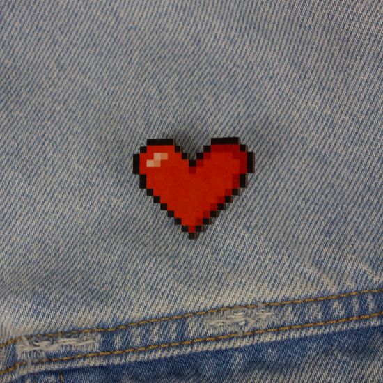 Деревянный значок. Пиксель