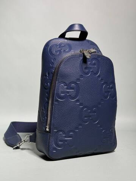 Сумка-слинг Gucci