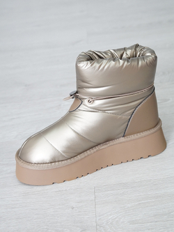 Ботинки женские зимние