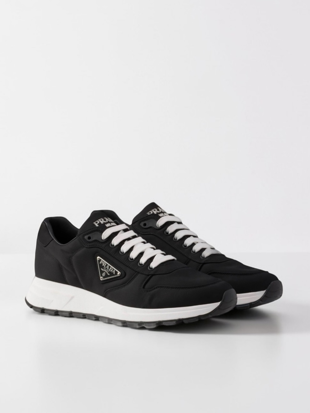 Кроссовки Prada