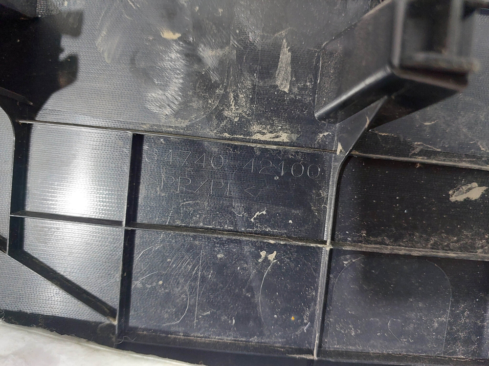 Обшивка багажника левая Toyota RAV4 IV (XA40) 12-19 Б/У Оригинал 6474042100