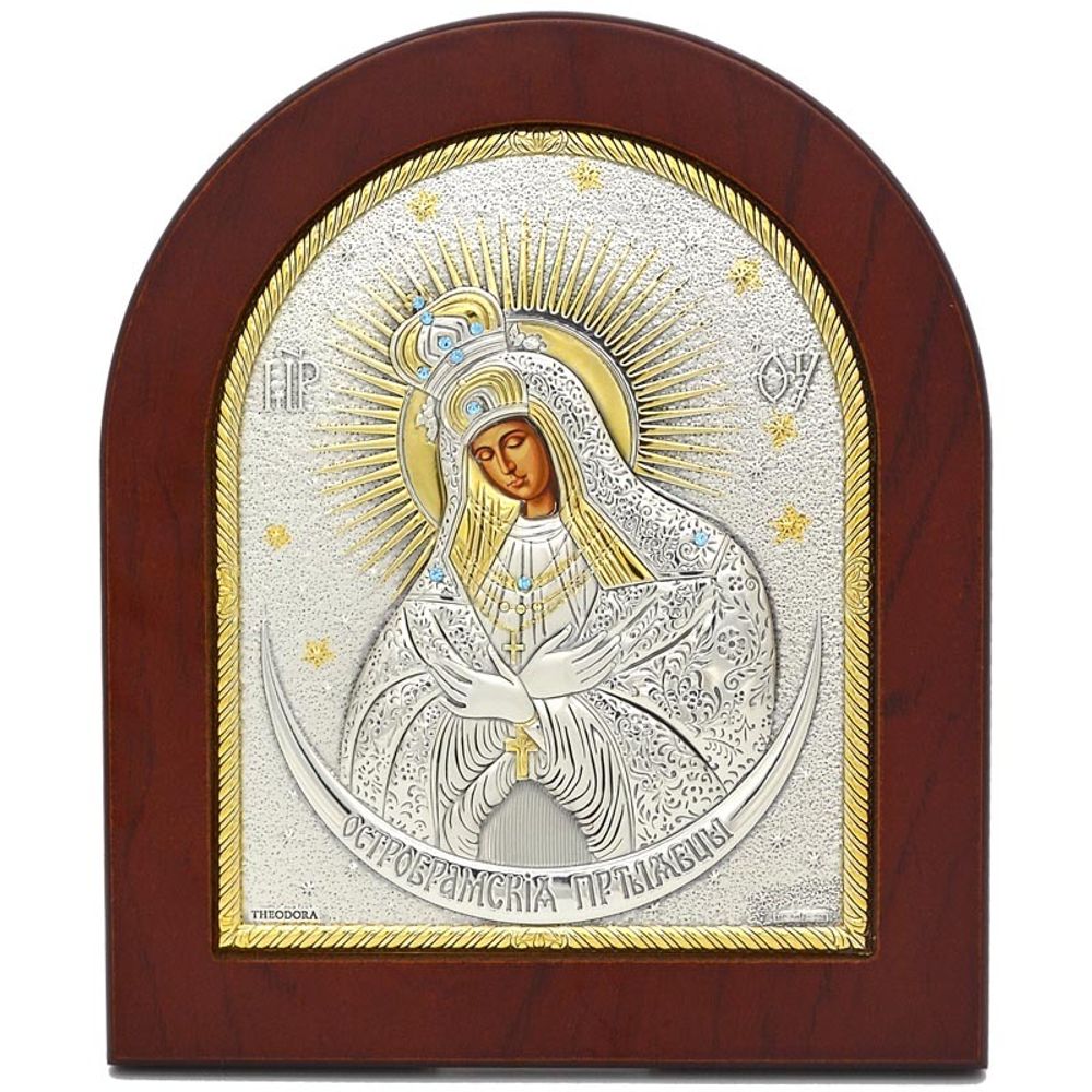 Остробрамская икона Божьей Матери в серебряном окладе.