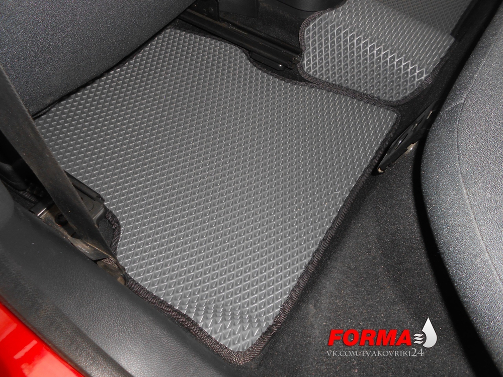 Ford Fiesta 5 поколение Mk V (04.2002 - 08.2008)