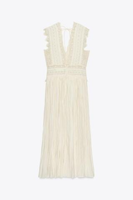 ZARA ПЛАТЬЕ НА БРЕТЕЛЯХ С КРУЖЕВОМ — ZW COLLECTION, ЭКРЮ