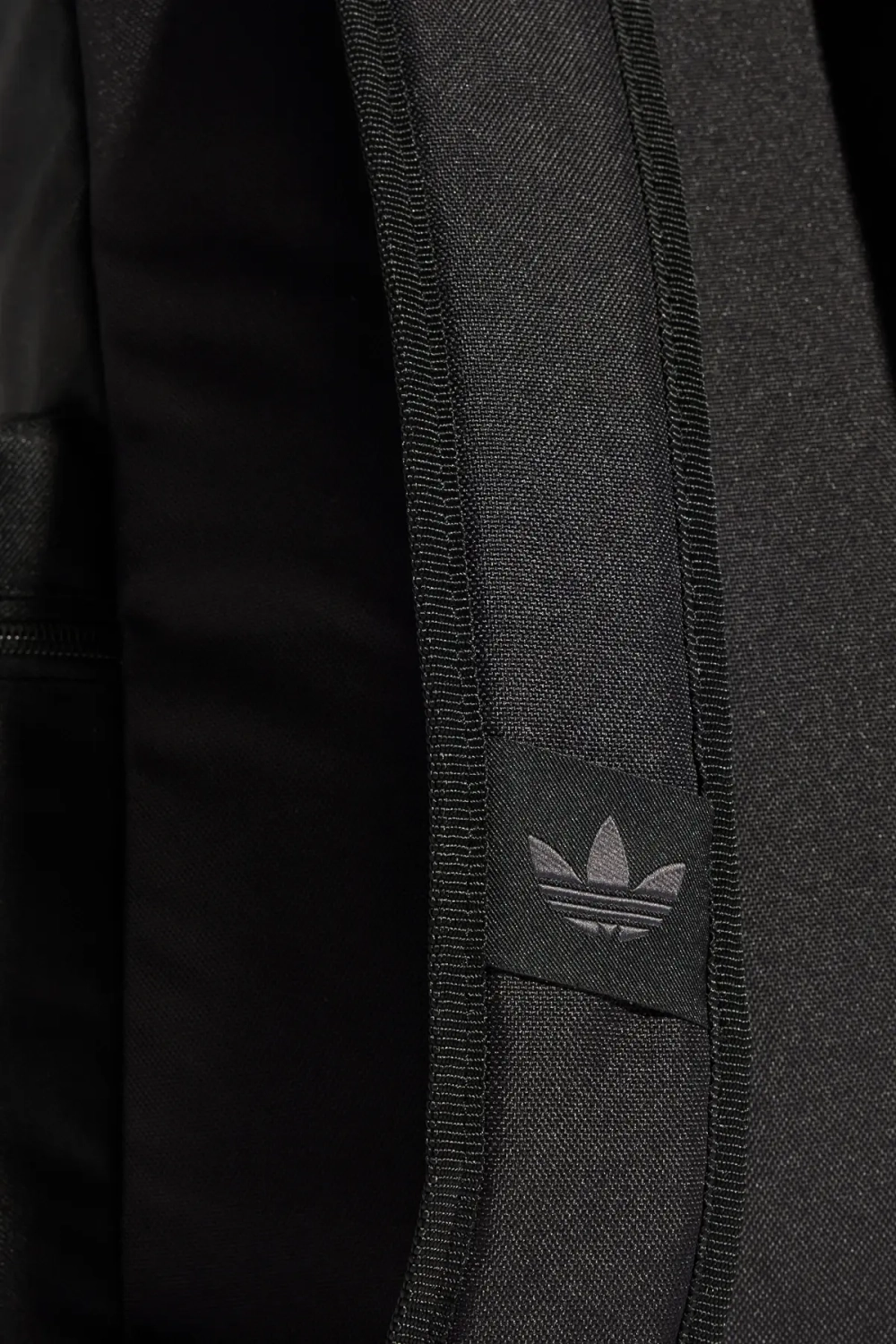 Рюкзак adidas Adicolor - черный