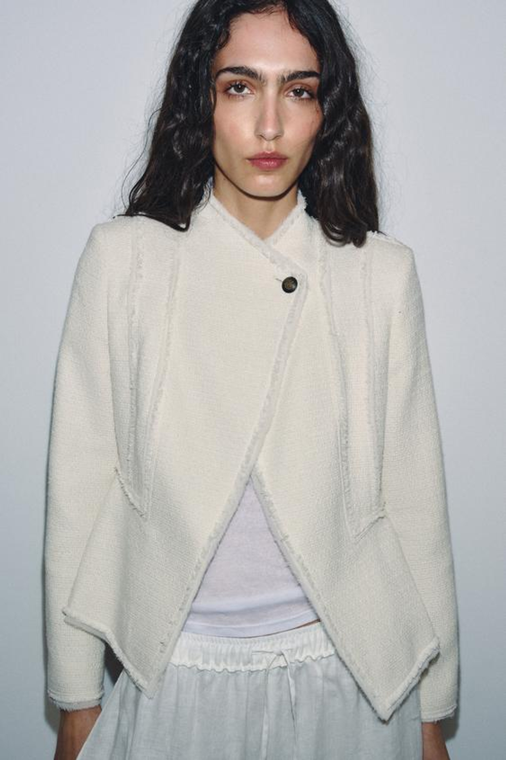 ZARA БЛЕЙЗЕР С БАСКОЙ И БАХРОМОЙ — ZW COLLECTION, ЭКРЮ