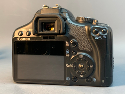 Canon EOS 450D Kit 18-5mm 25000 кадров пробега