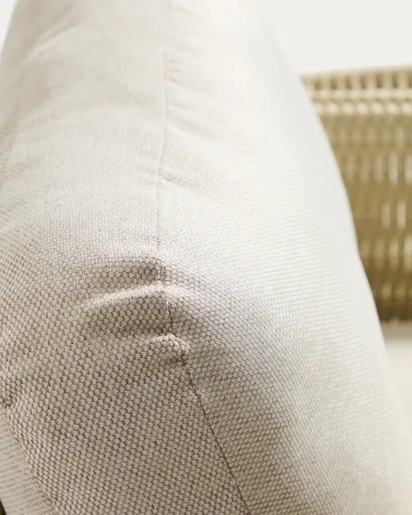 Уличное кресло Alipa из акации и веревки цвета экрю