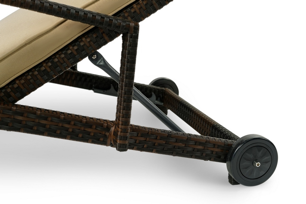 Плетеный шезлонг MILANO темно-коричневый