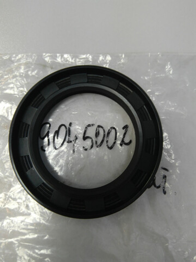 904/50023 Сальник хвостовика  JCB3CX