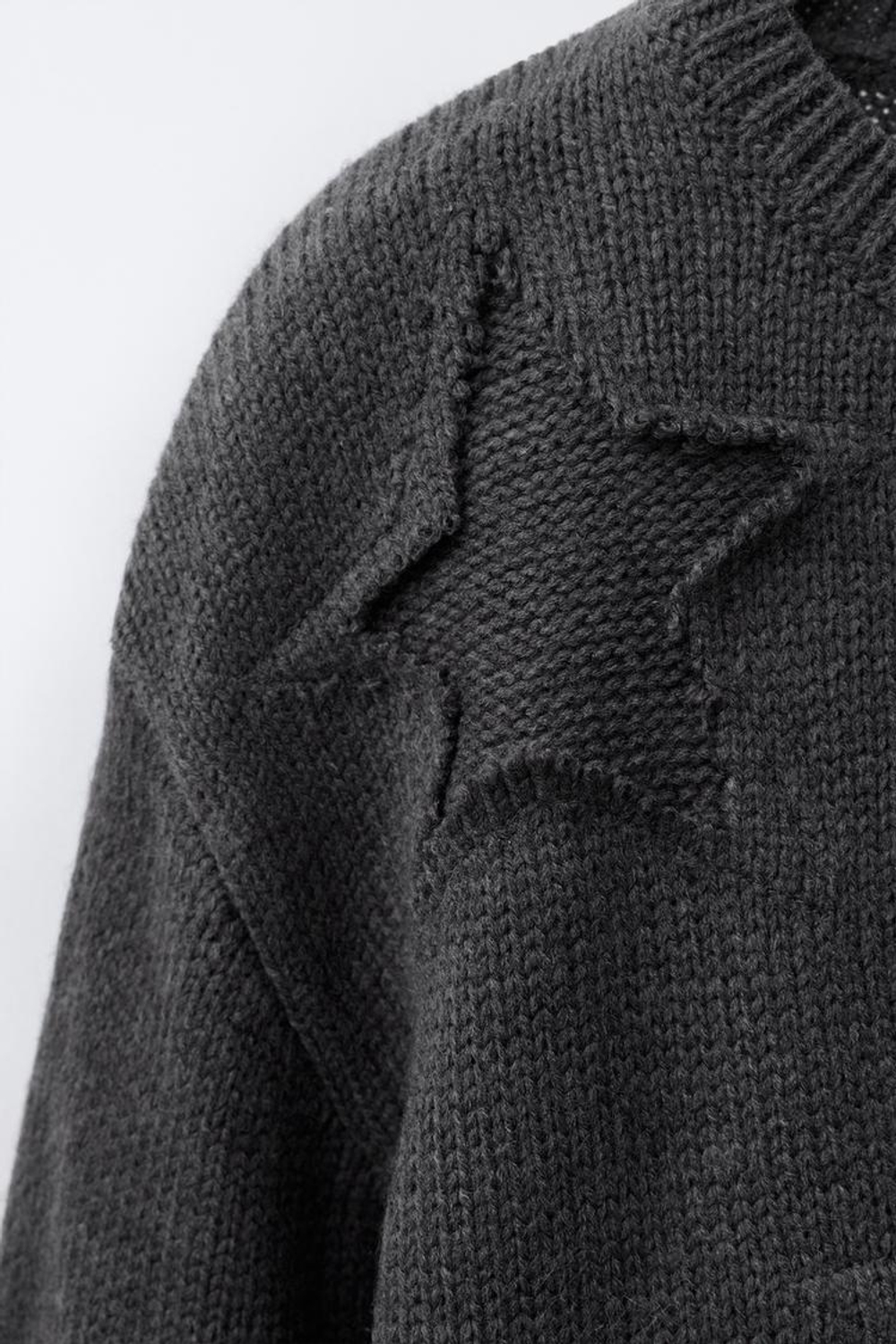 ZARA ВЯЗАНЫЙ ДЖЕМПЕР В ЗВЕЗДЫ, АНТРАЦИТОВО-СЕРЫЙ