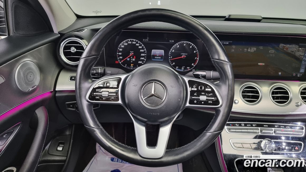 Mercedes-Benz E-Class W213 E300 AMG Line (09.2019)